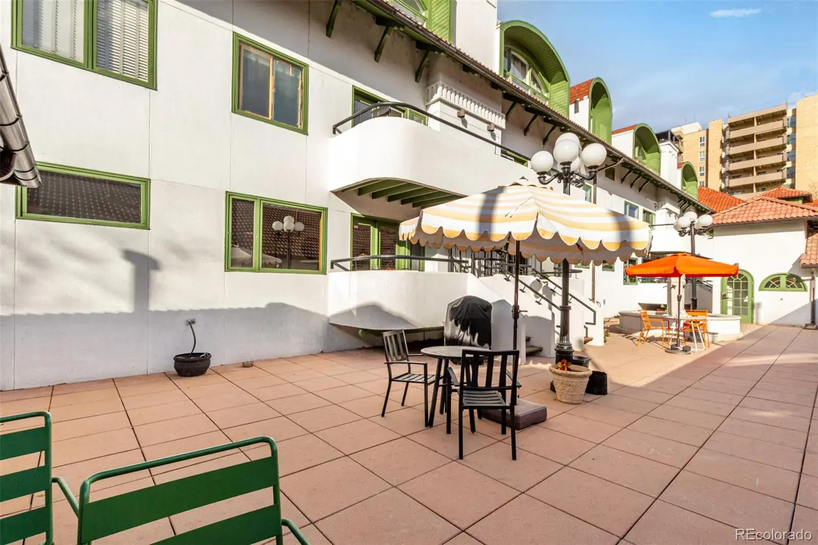 704 N Pearl Street #210 Denver CO 80203 MLS #REC4929453 03052026225634 1600 21
