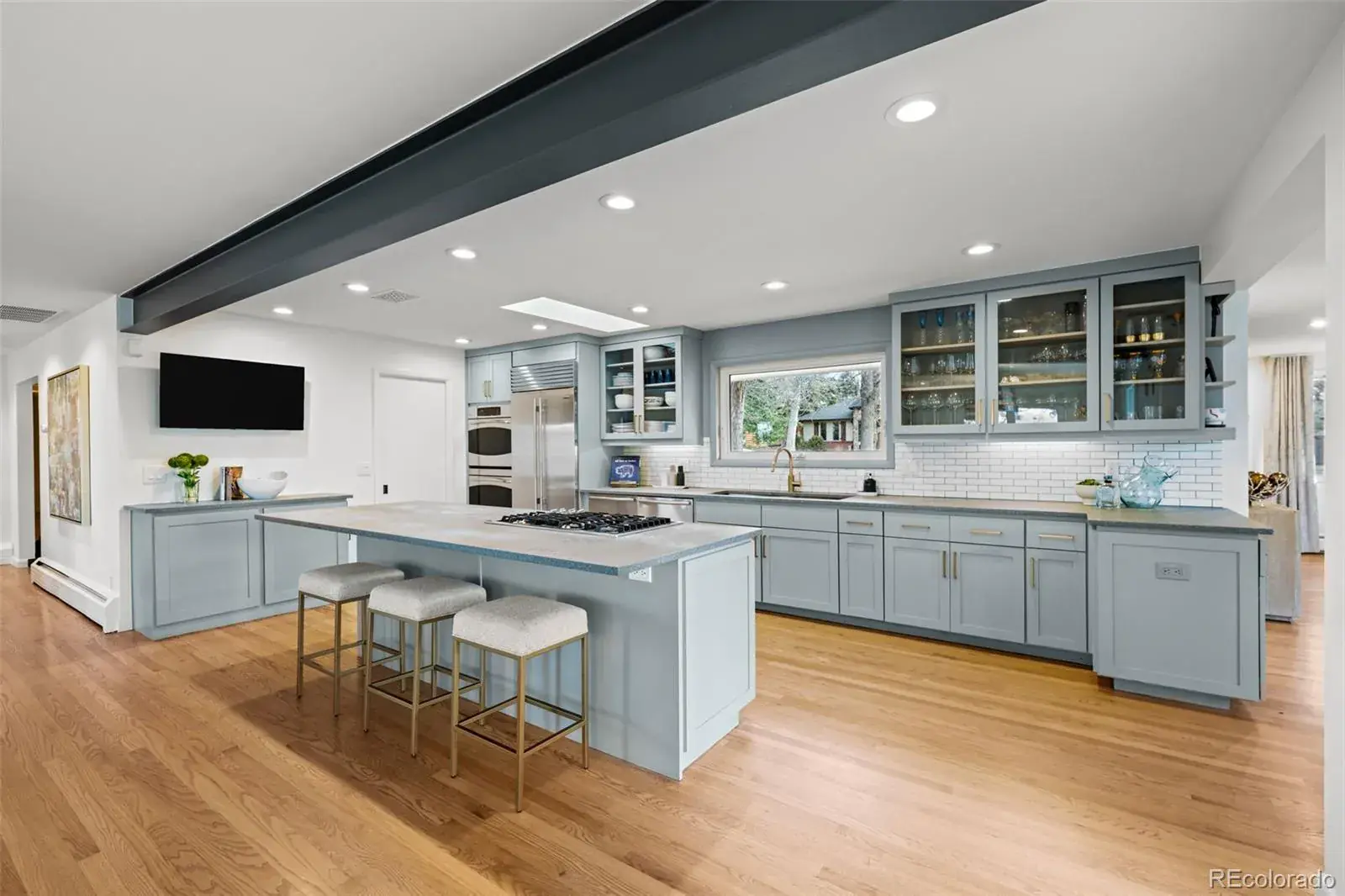 02062026010454 1600 8