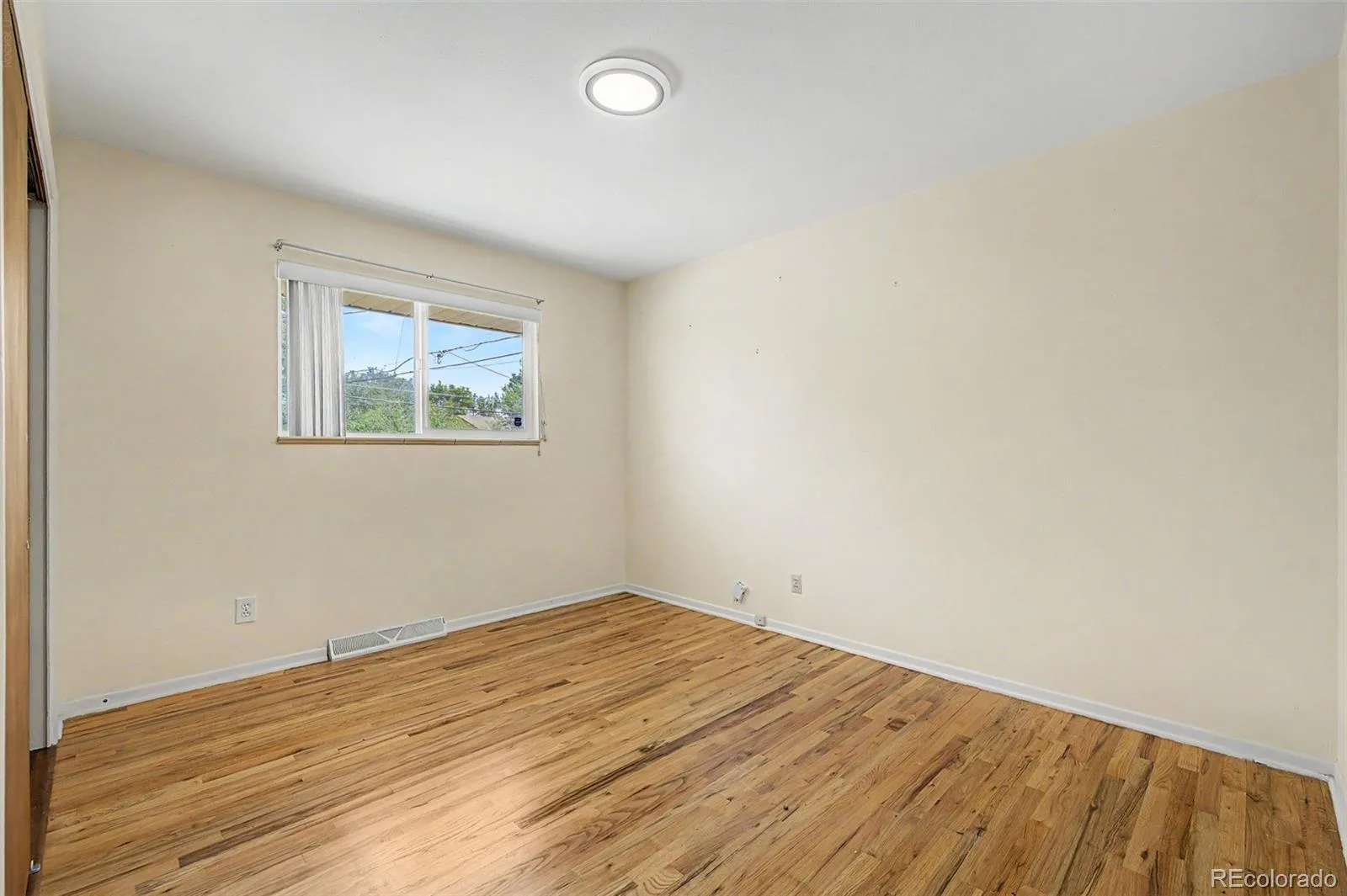 888 S Owens Court Lakewood CO 80226 | MLS #REC4941331 08032026160100 1600 10