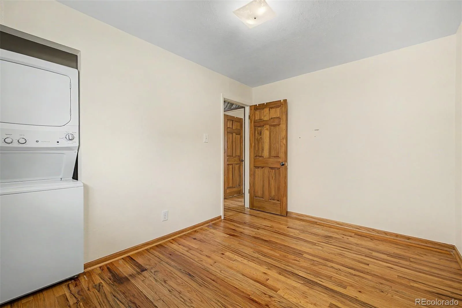 888 S Owens Court Lakewood CO 80226 | MLS #REC4941331 08032026160100 1600 14