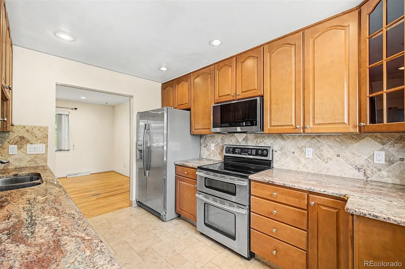 888 S Owens Court Lakewood CO 80226 | MLS #REC4941331 08032026160100 1600 9