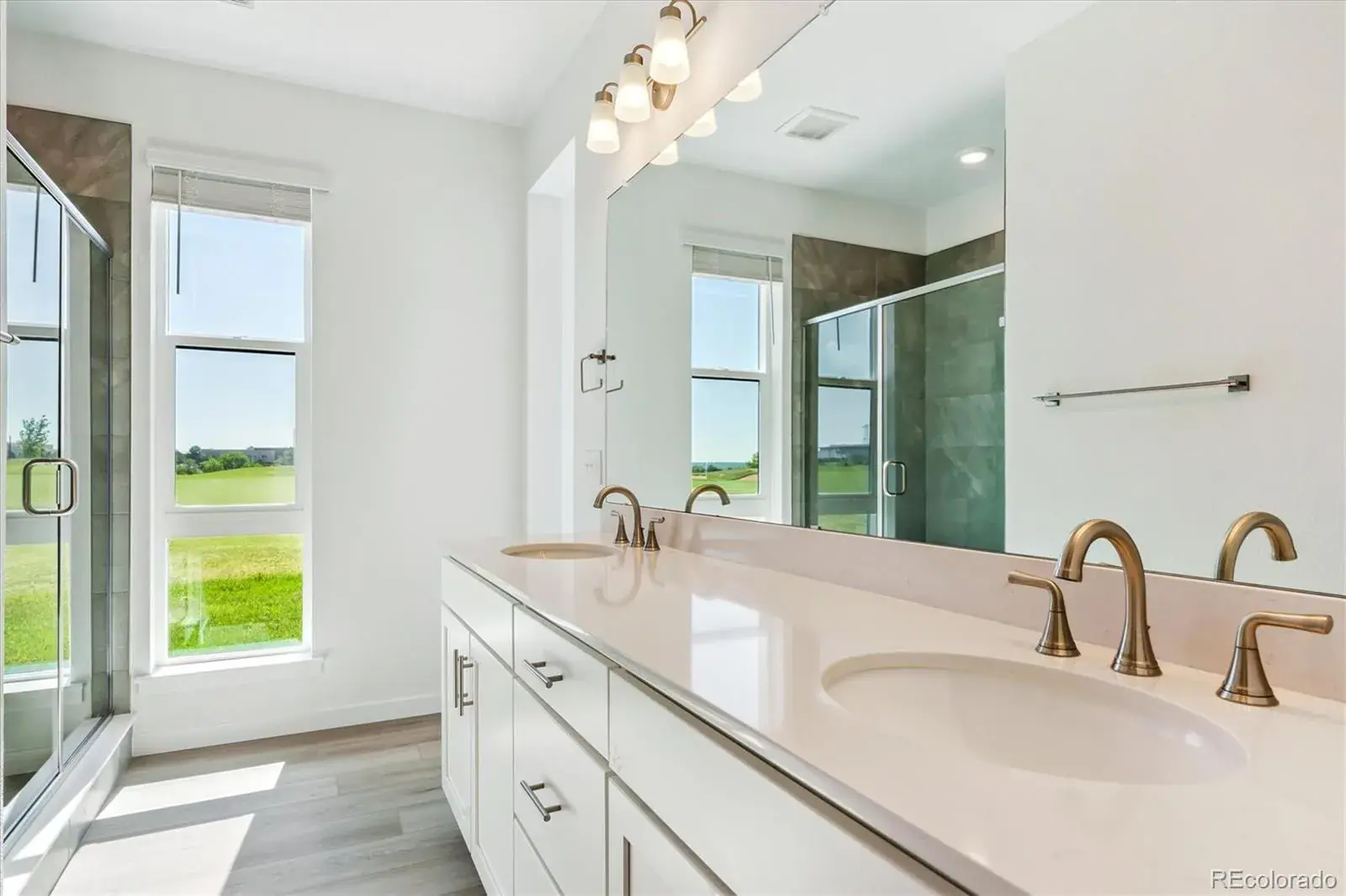 09302025004140 1600 14