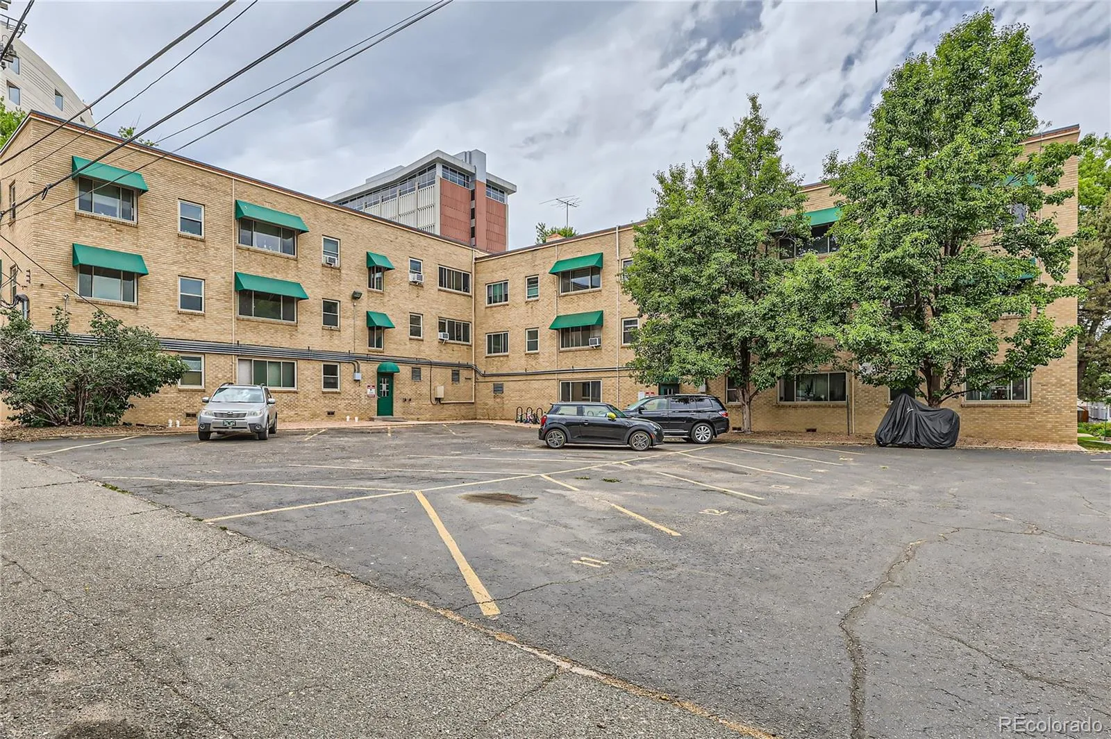 2100 N Franklin Street #20 Denver CO 80205 MLS #REC4943107 05092026023954 1600 21