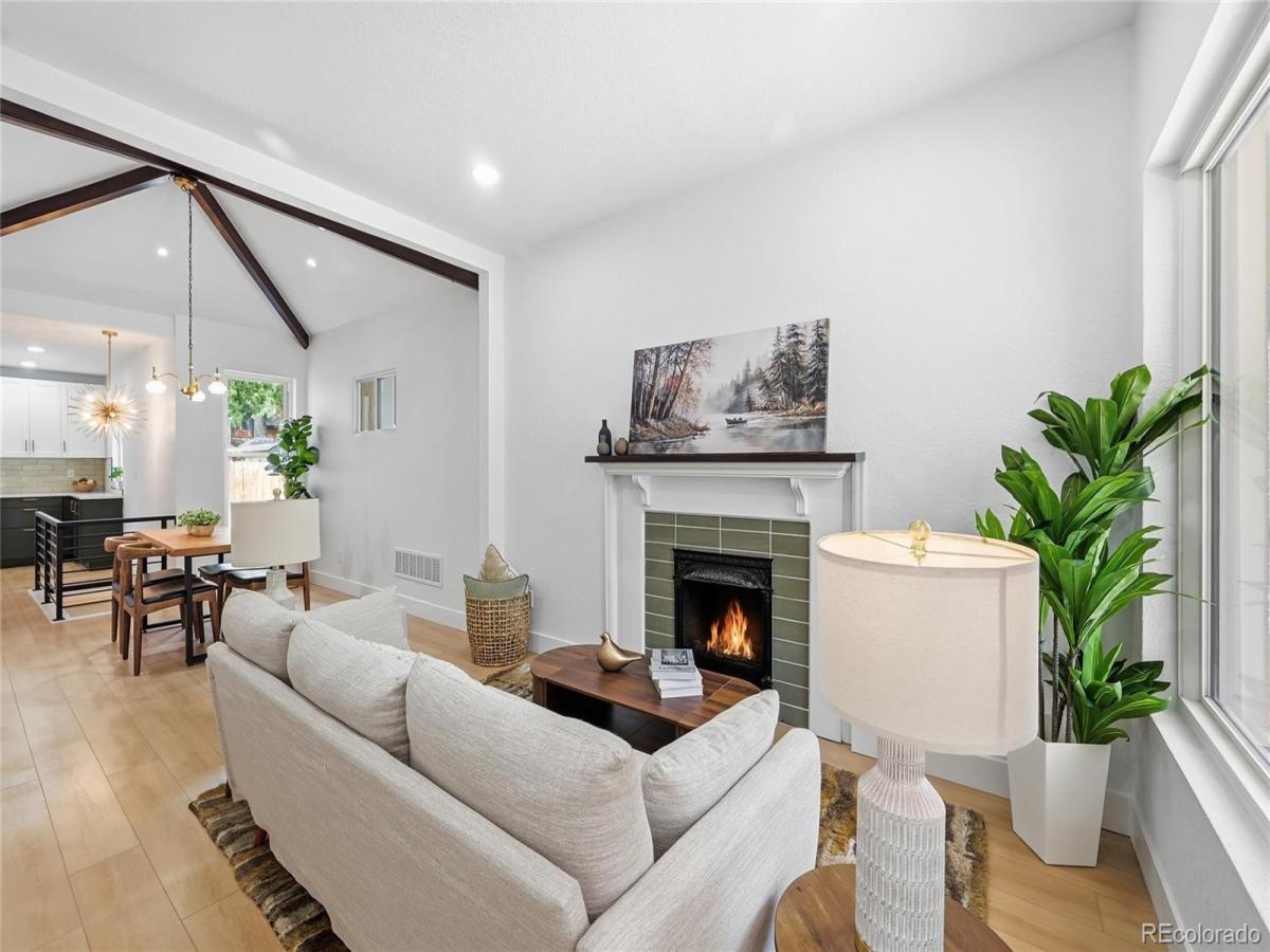 449 N Corona Street Denver CO 80218 | MLS #REC4945380 MLS #REC4945380 image #0