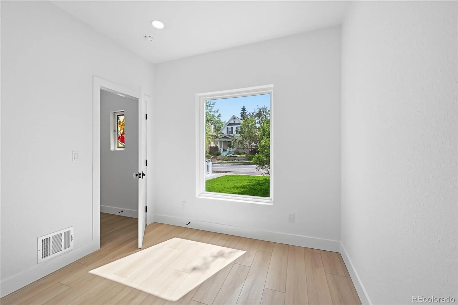 449 N Corona Street Denver CO 80218 | MLS #REC4945380 08102026185744 1600 12