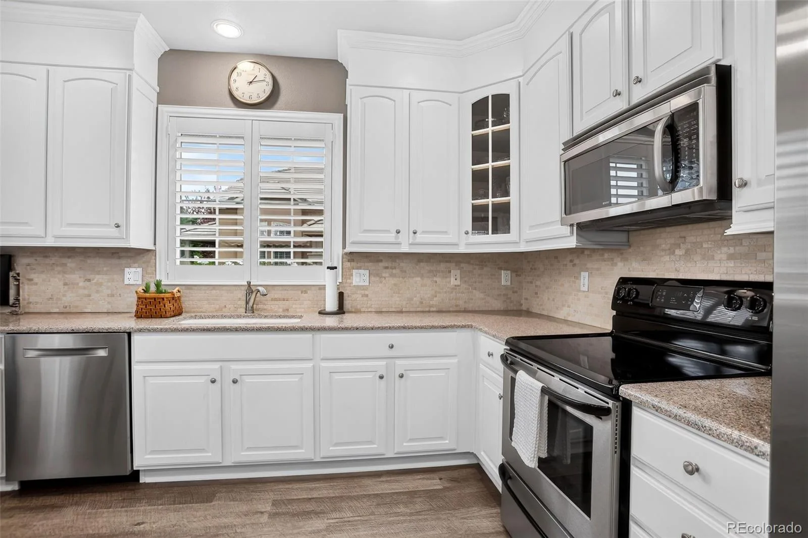 9030 Old Tom Morris Circle Littleton CO 80129 | MLS #REC4945684 08142026015429 1600 15
