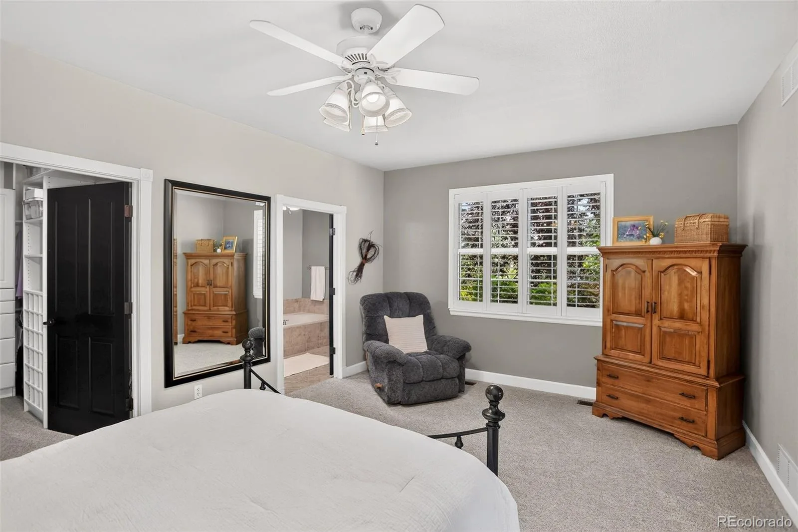 9030 Old Tom Morris Circle Littleton CO 80129 | MLS #REC4945684 08142026015429 1600 23