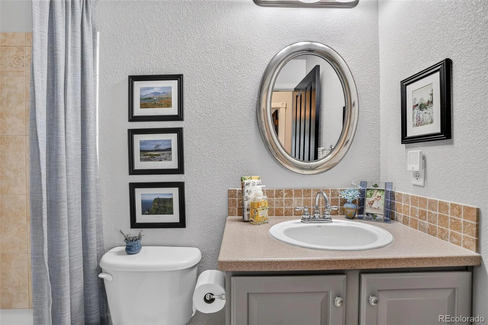 9030 Old Tom Morris Circle Littleton CO 80129 | MLS #REC4945684 08142026015429 1600 31