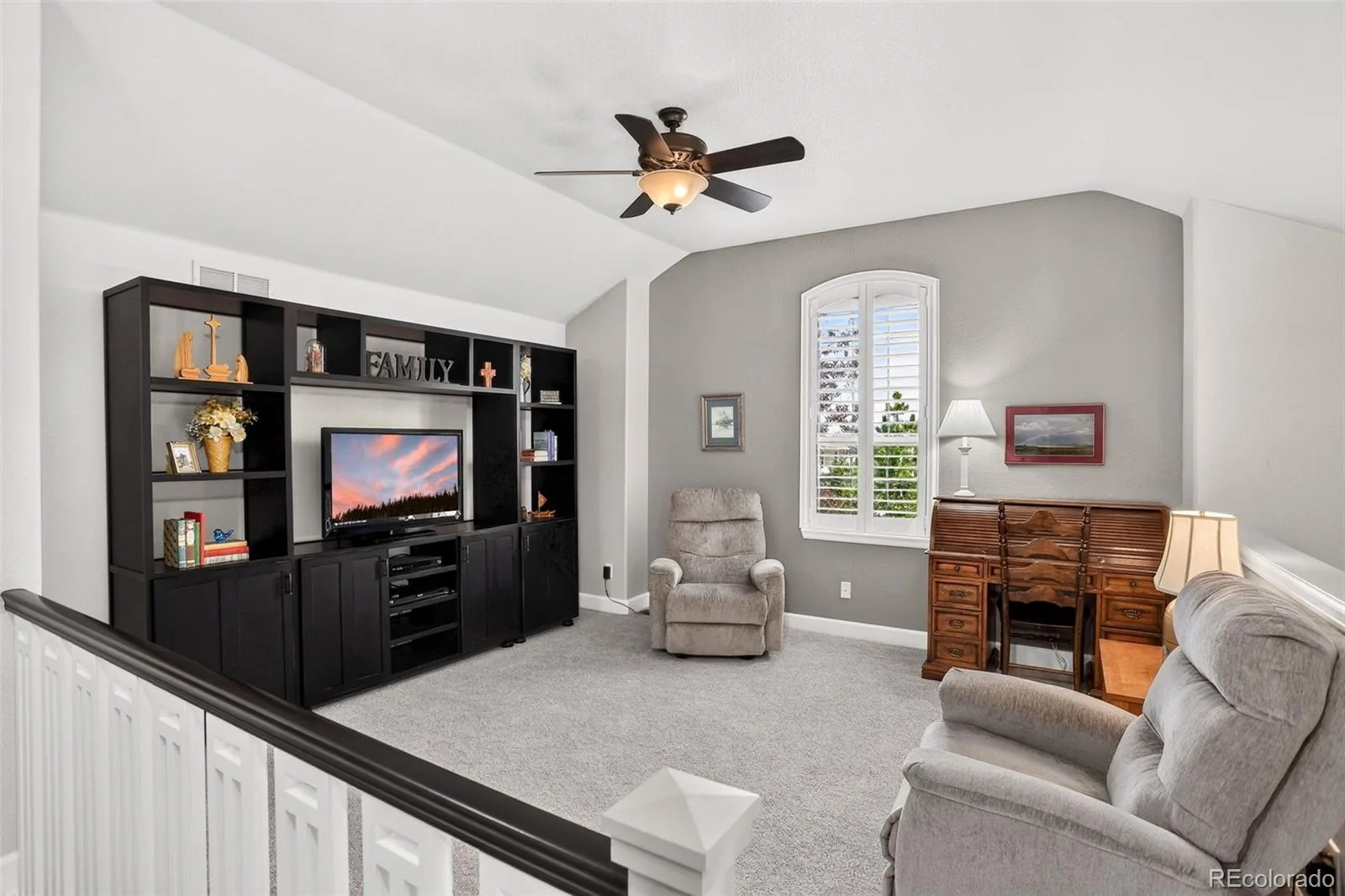 9030 Old Tom Morris Circle Littleton CO 80129 | MLS #REC4945684 08142026015429 1600 32