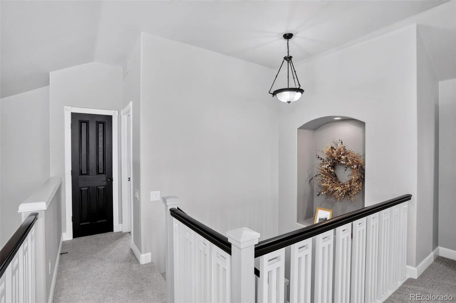 9030 Old Tom Morris Circle Littleton CO 80129 | MLS #REC4945684 08142026015429 1600 34