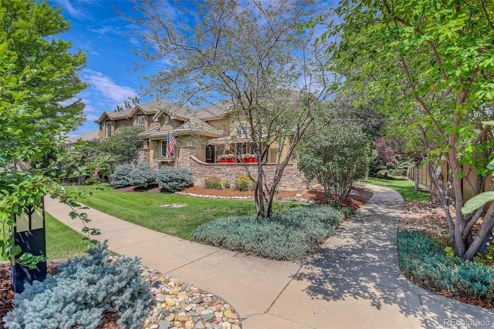 9030 Old Tom Morris Circle Littleton CO 80129 | MLS #REC4945684 08142026015429 1600 6
