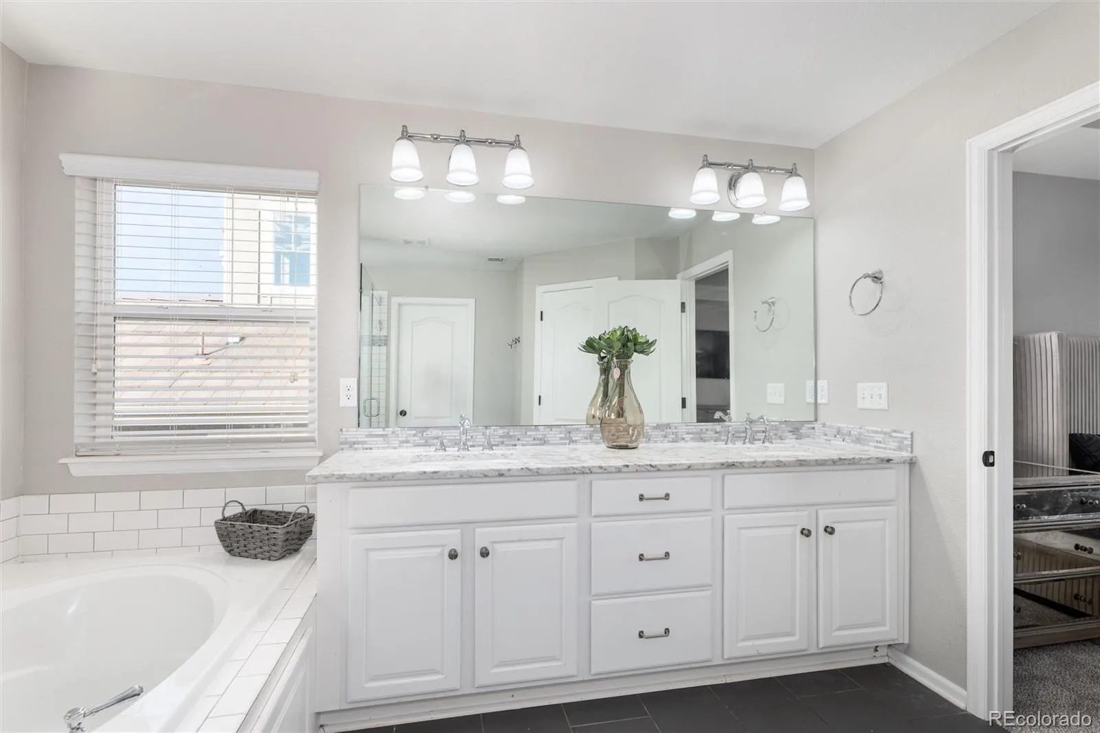 23910 E Ontario Place Aurora CO 80016 | MLS #REC4946780 08262026225222 1600 24