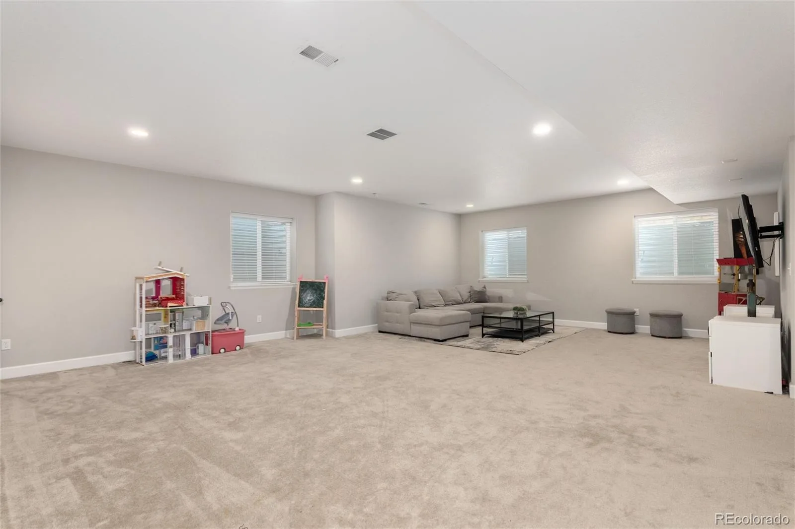23910 E Ontario Place Aurora CO 80016 | MLS #REC4946780 08262026225222 1600 33