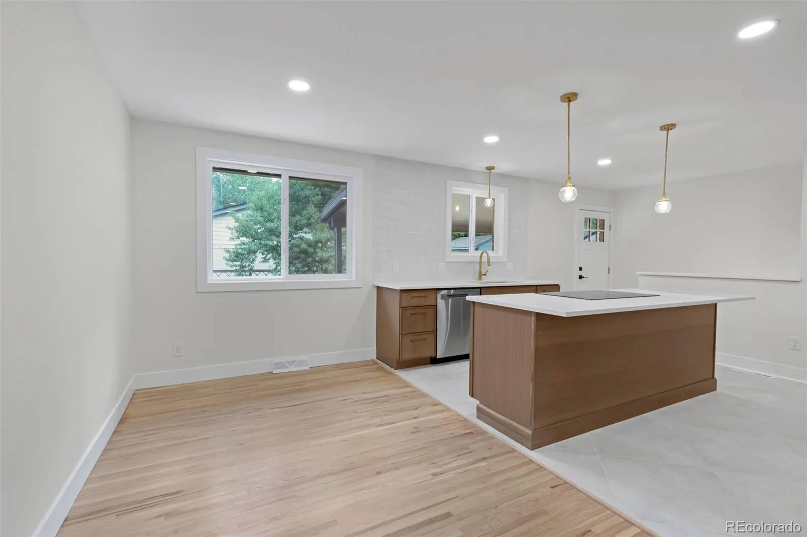 2990 Alkire Street Golden CO 80401 | MLS #REC4949755 08272026005035 1600 12