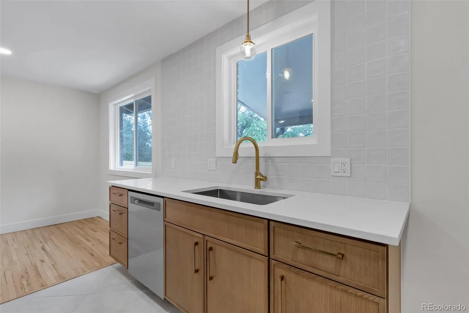2990 Alkire Street Golden CO 80401 | MLS #REC4949755 08272026005035 1600 18