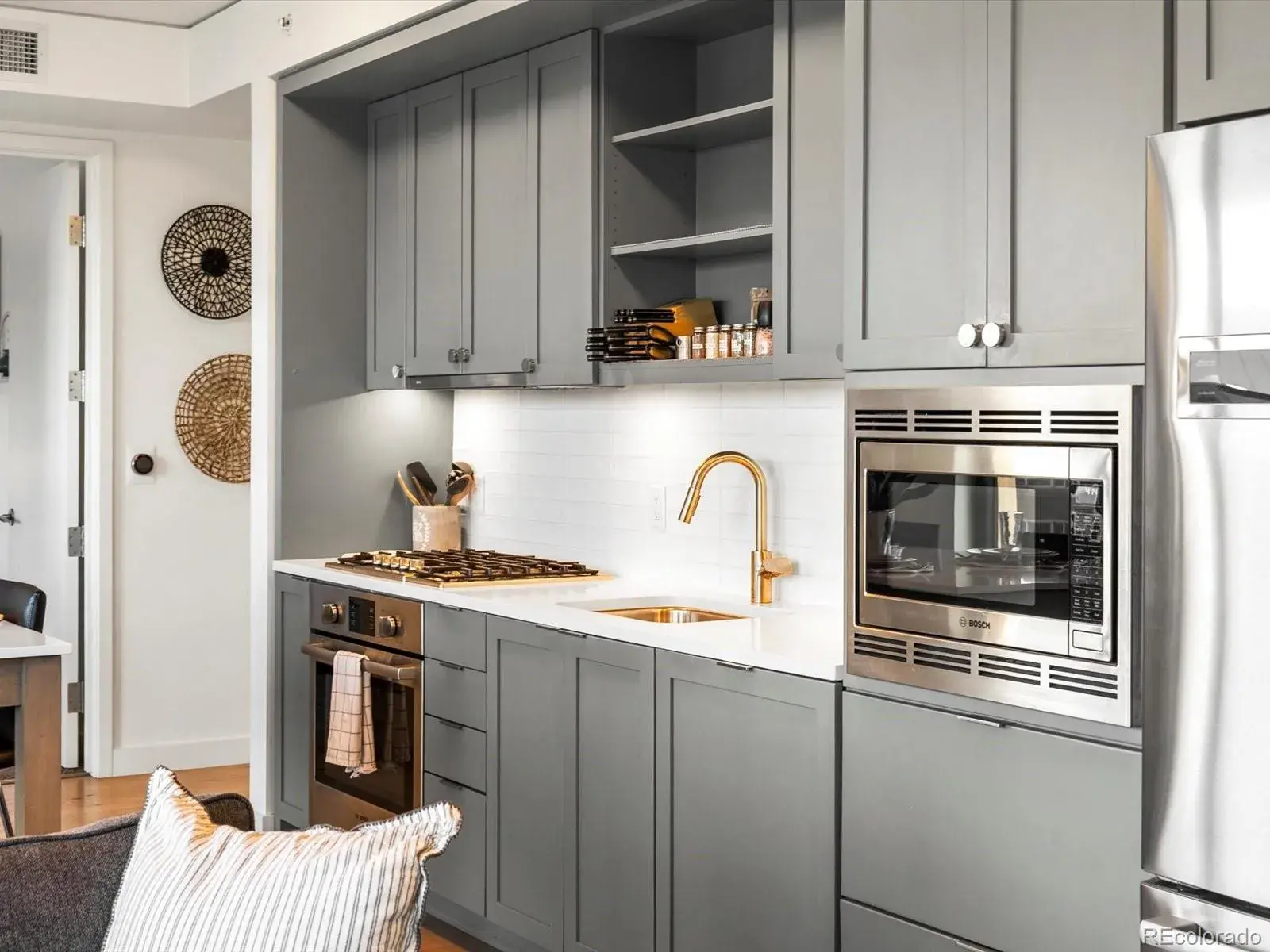 11122025143320 1600 10