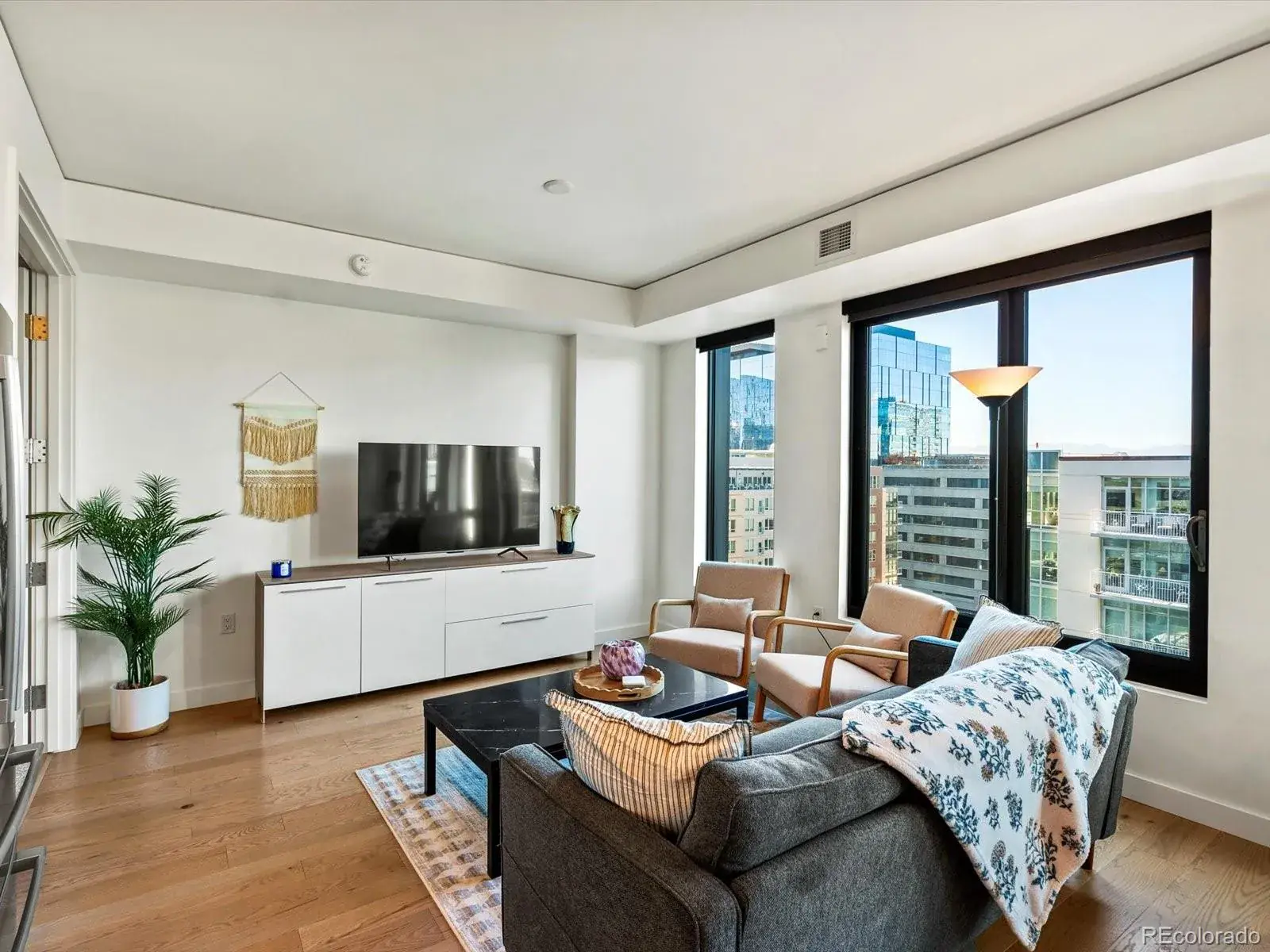 11122025143320 1600 13