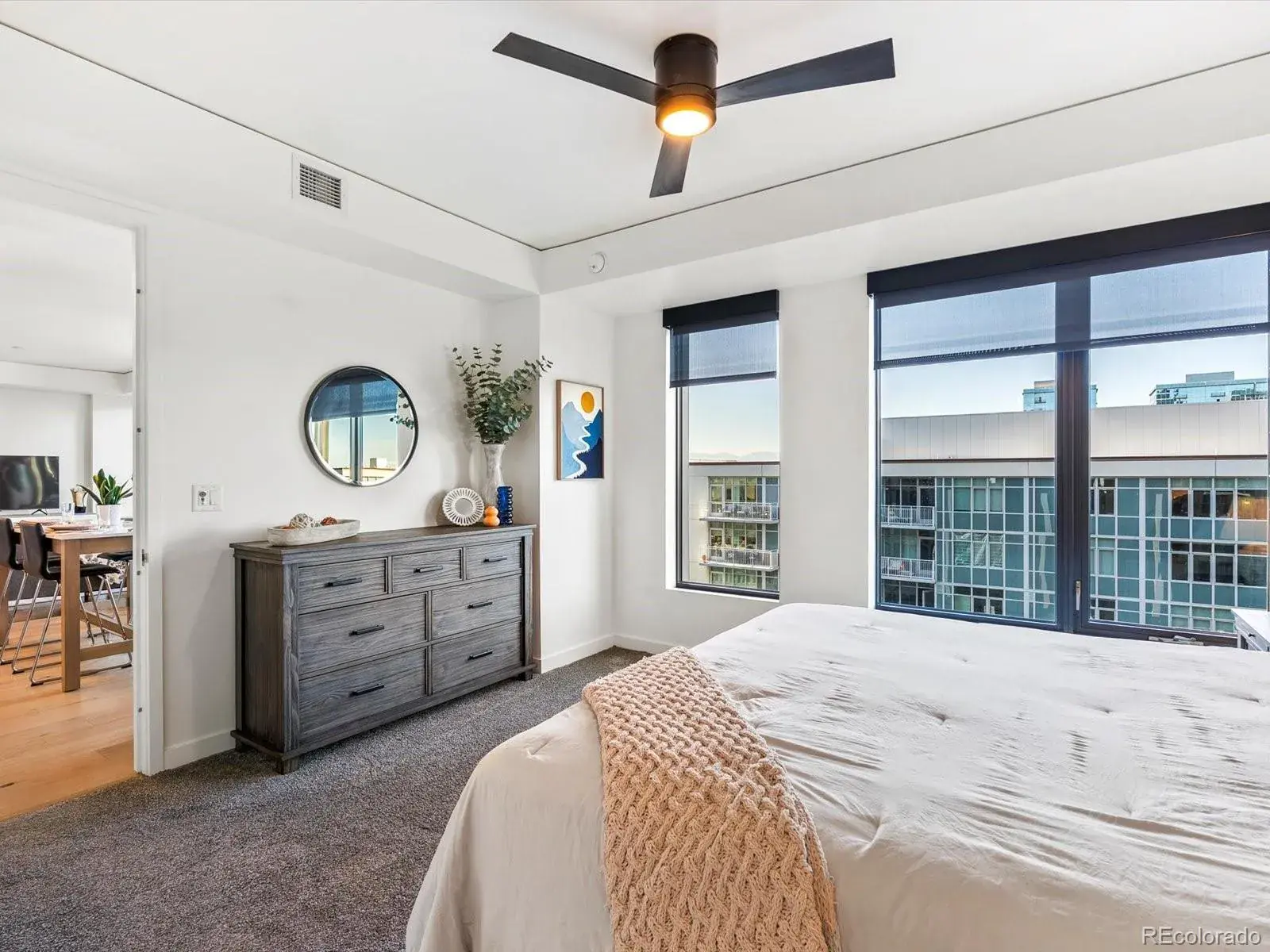 11122025143320 1600 17