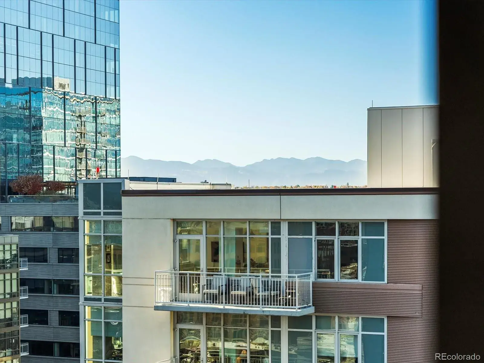 11122025143320 1600 26