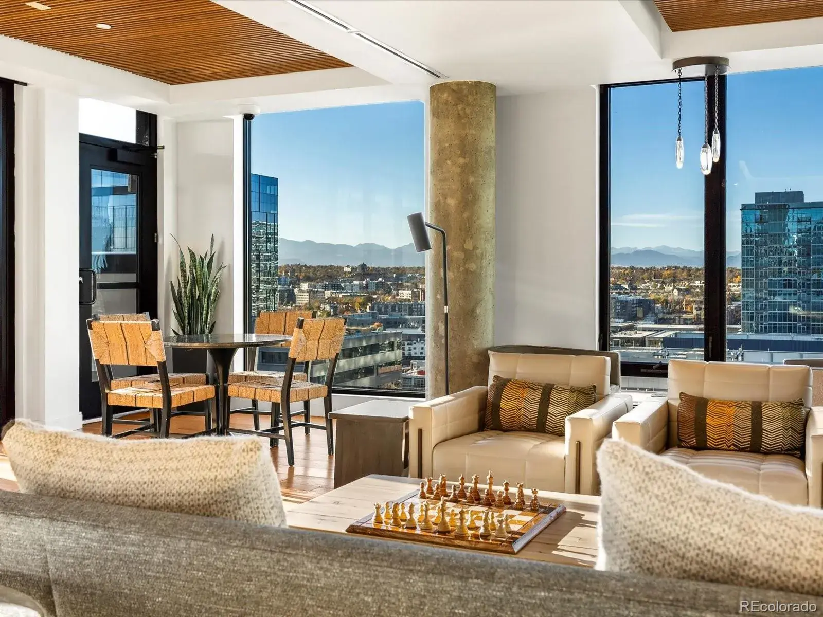 11122025143320 1600 29