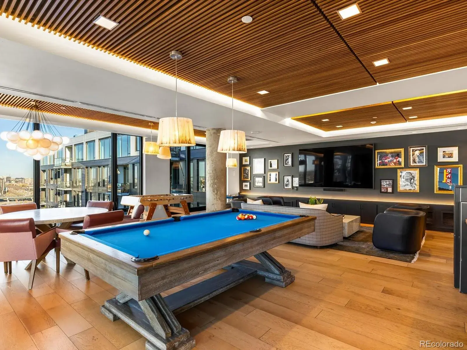 11122025143320 1600 30