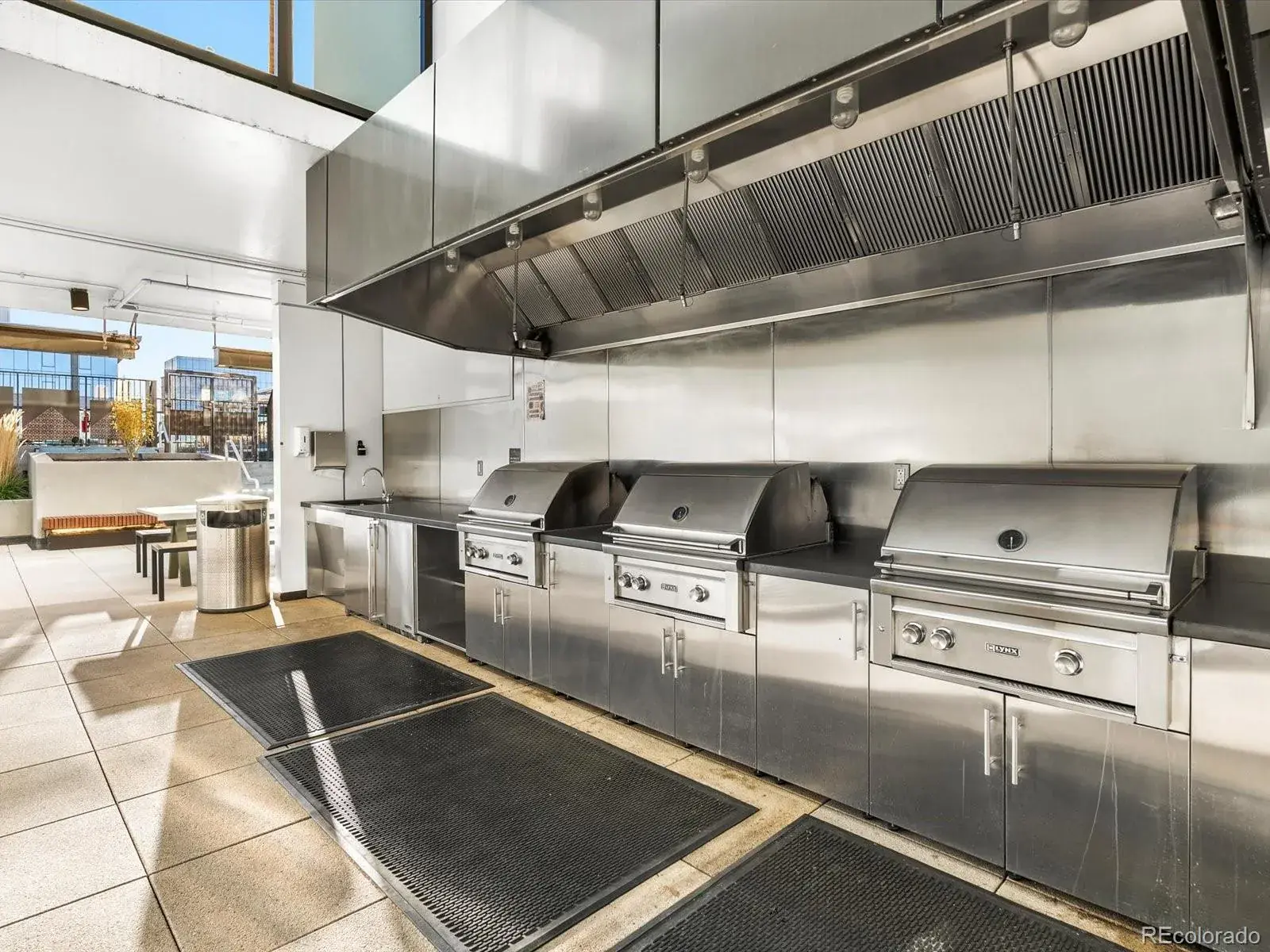 11122025143320 1600 33