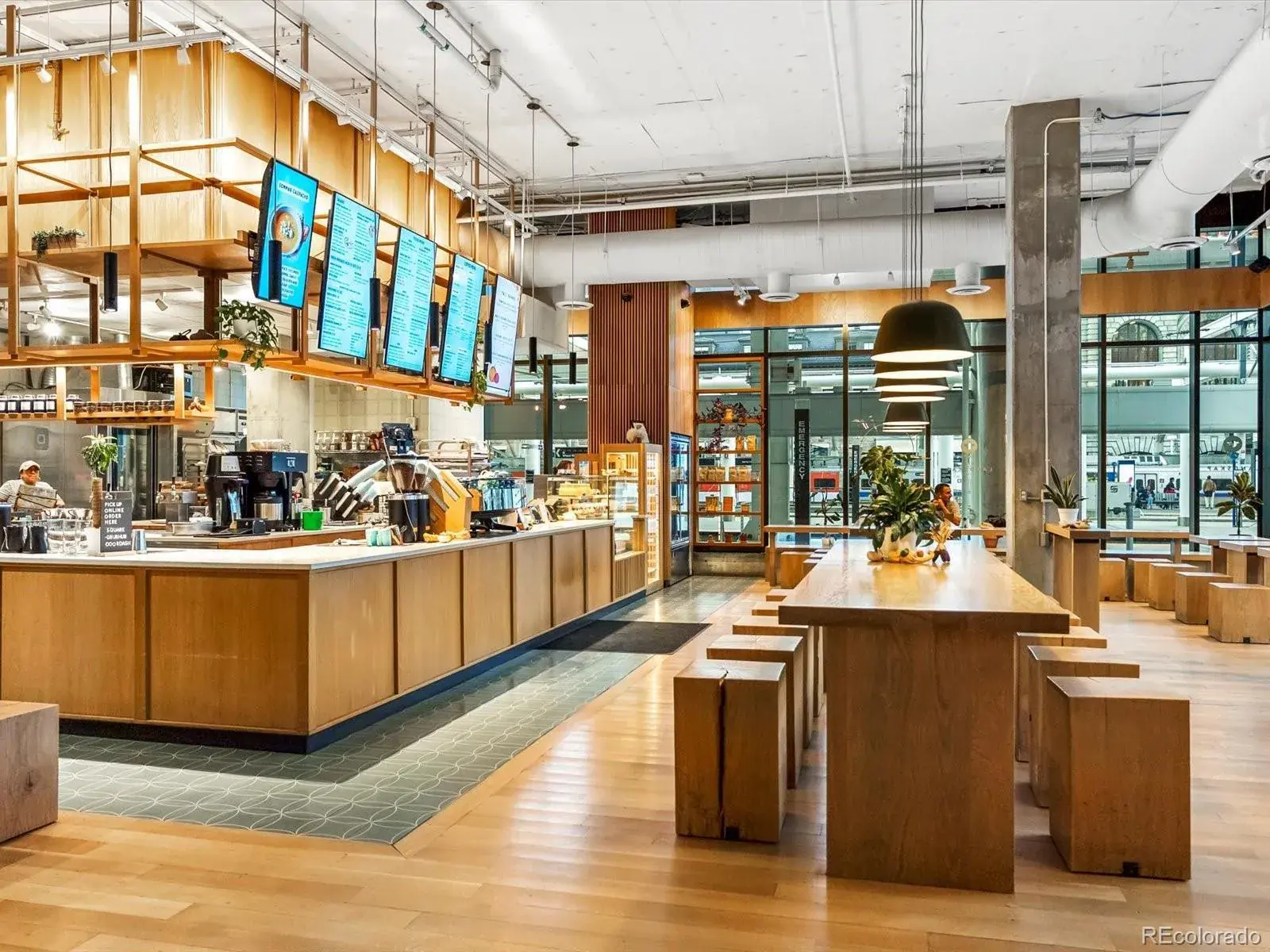 11122025143320 1600 42