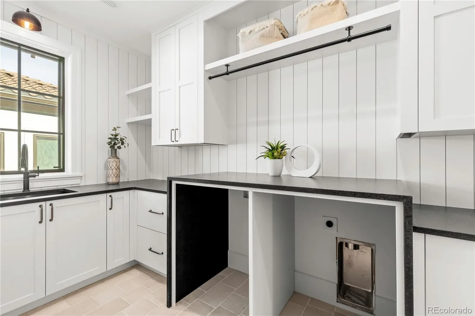 03242026155237 1600 24