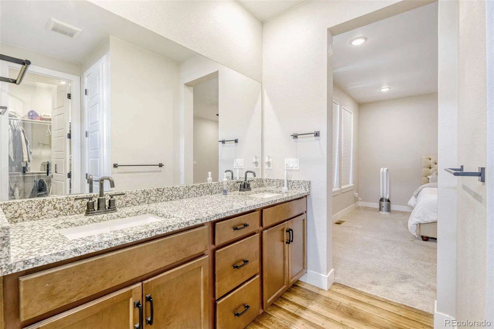 3966 N Catawba Way Aurora CO 80019 | MLS #REC4954900 09232026052710 1600 18