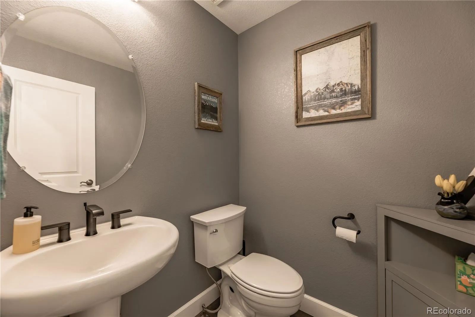 24907 E Calhoun Place #B Aurora CO 80016 MLS #REC4954925 05062026194449 1600 11