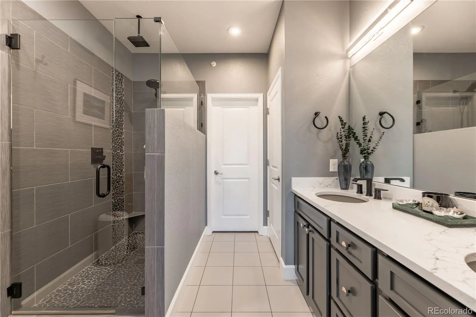 24907 E Calhoun Place #B Aurora CO 80016 MLS #REC4954925 05062026194449 1600 14