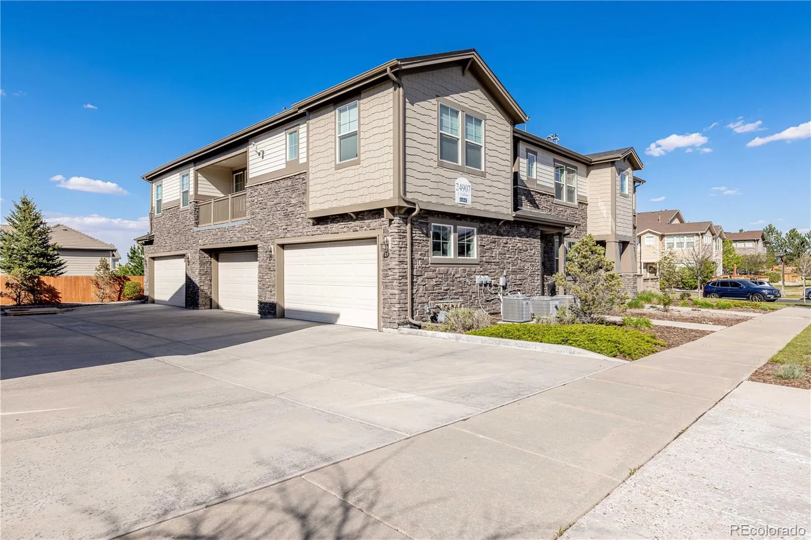 24907 E Calhoun Place #B Aurora CO 80016 MLS #REC4954925 05062026194449 1600 22