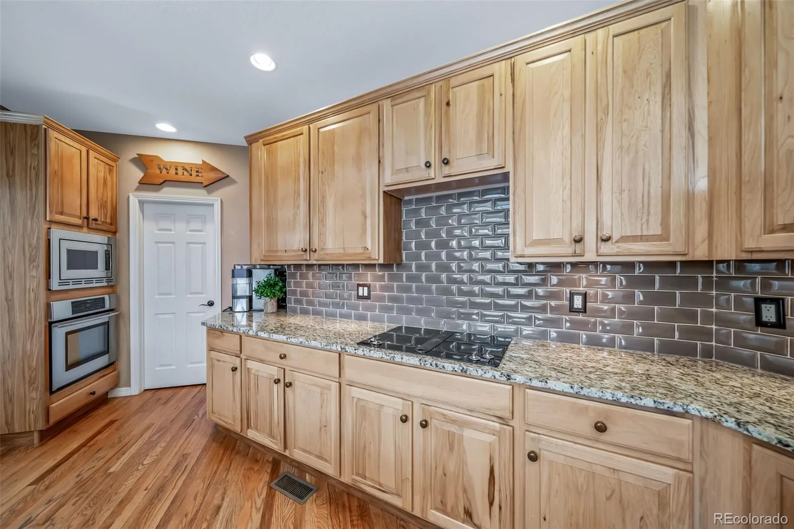 21832 E Tallkid Avenue Parker CO 80138 | MLS #REC4956093 08272026161335 1600 15