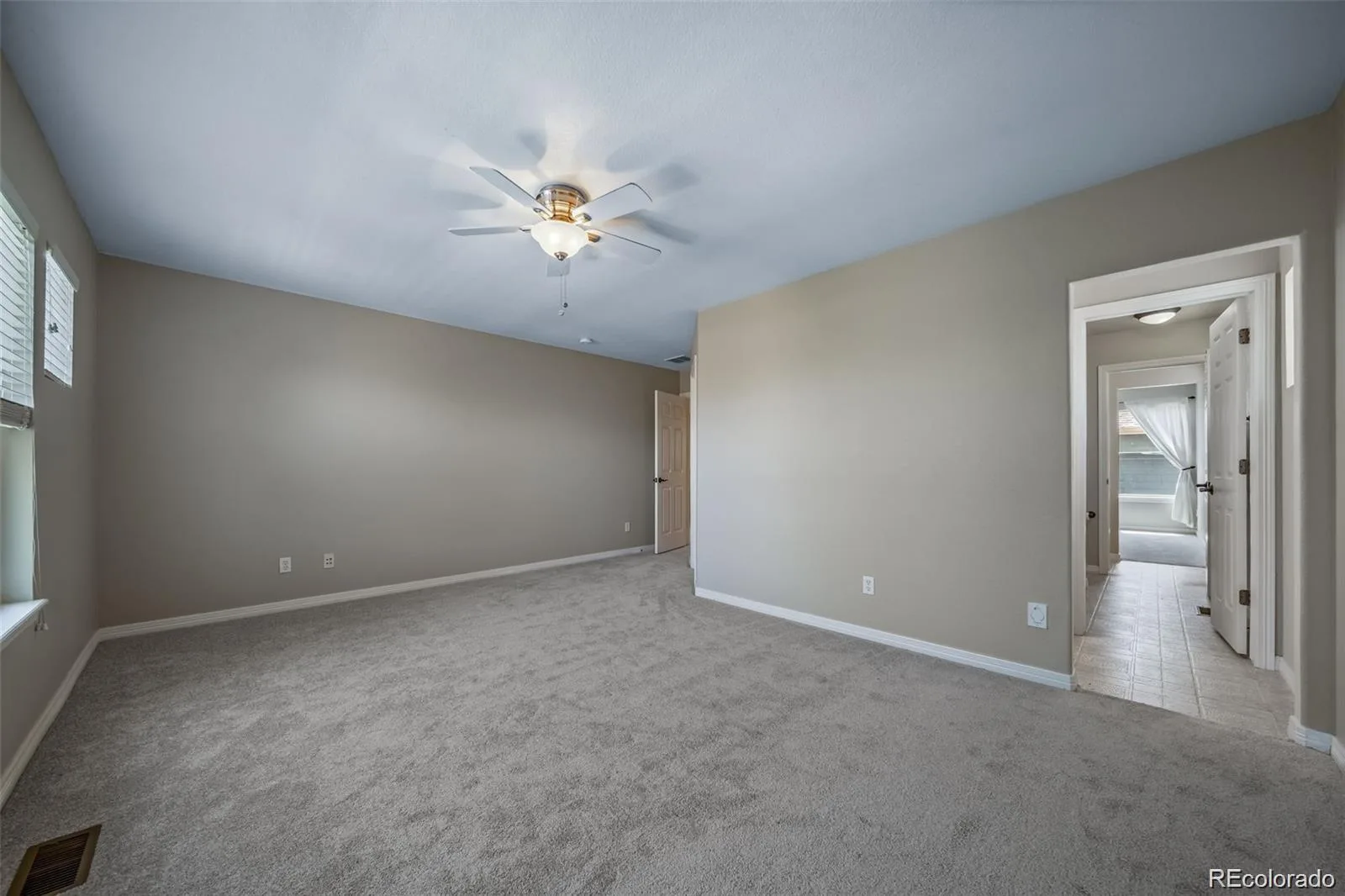 21832 E Tallkid Avenue Parker CO 80138 | MLS #REC4956093 08272026161335 1600 24