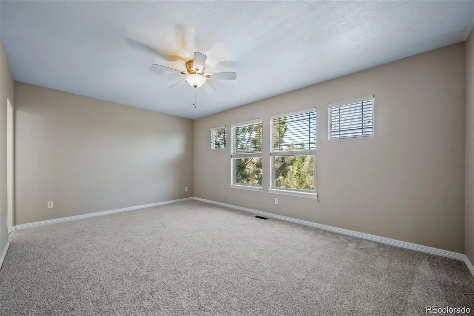 21832 E Tallkid Avenue Parker CO 80138 | MLS #REC4956093 08272026161335 1600 26