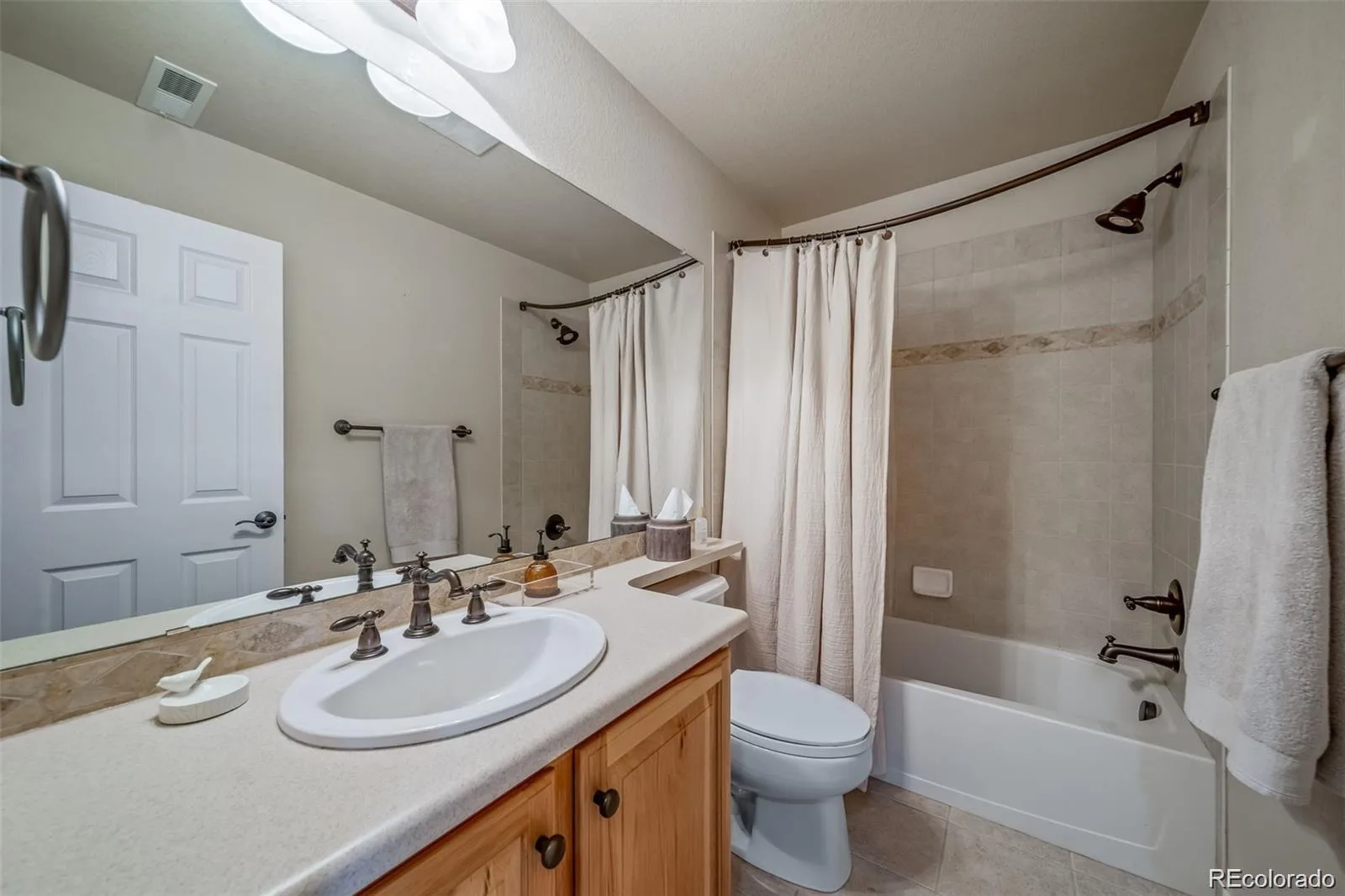 21832 E Tallkid Avenue Parker CO 80138 | MLS #REC4956093 08272026161335 1600 40