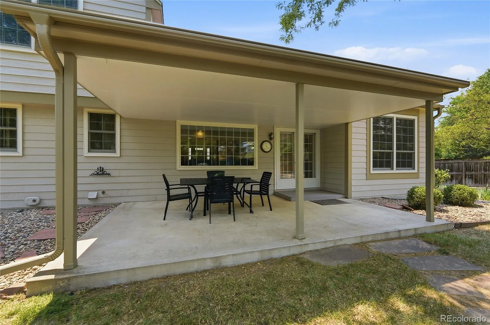 5923 E Irwin Place Englewood CO 80112 MLS #REC4956765 07102026180540 1600 35