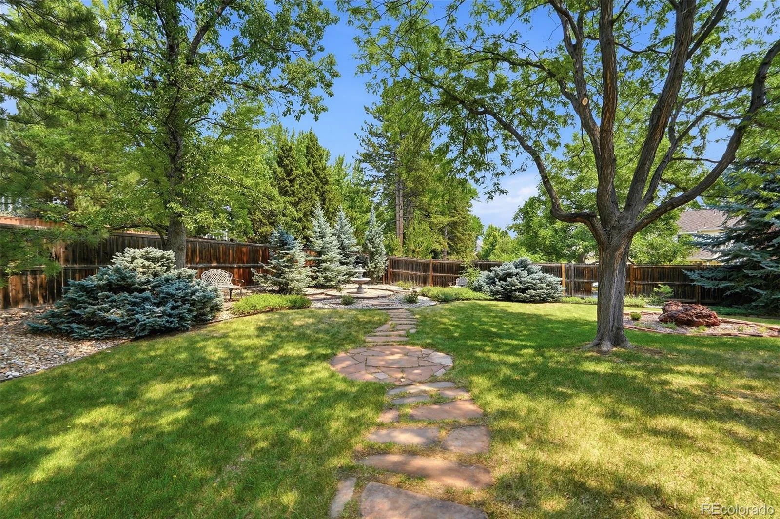 5923 E Irwin Place Englewood CO 80112 MLS #REC4956765 07102026180540 1600 38