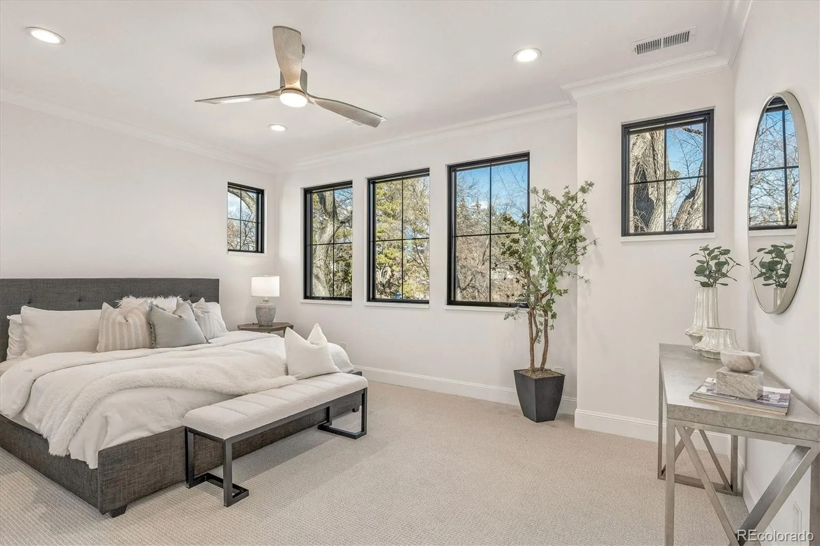 04152026224159 1600 24