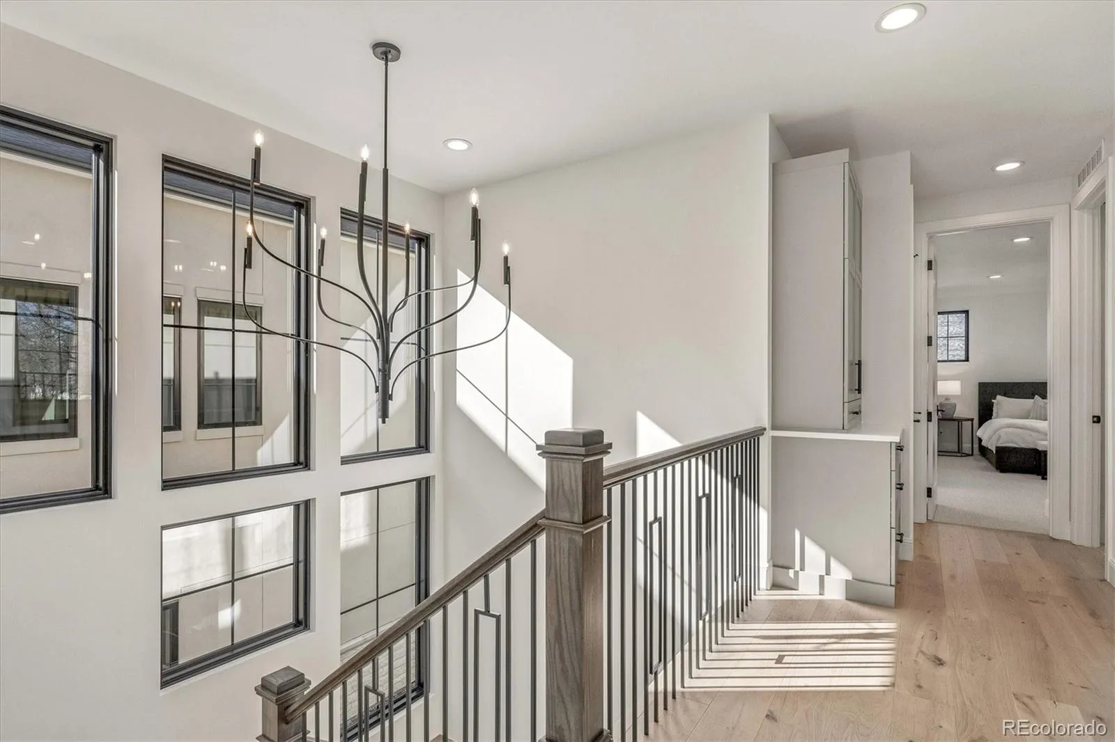1699 Bellaire Street Denver CO 80220 MLS #REC4957242 05142026211752 1600 21