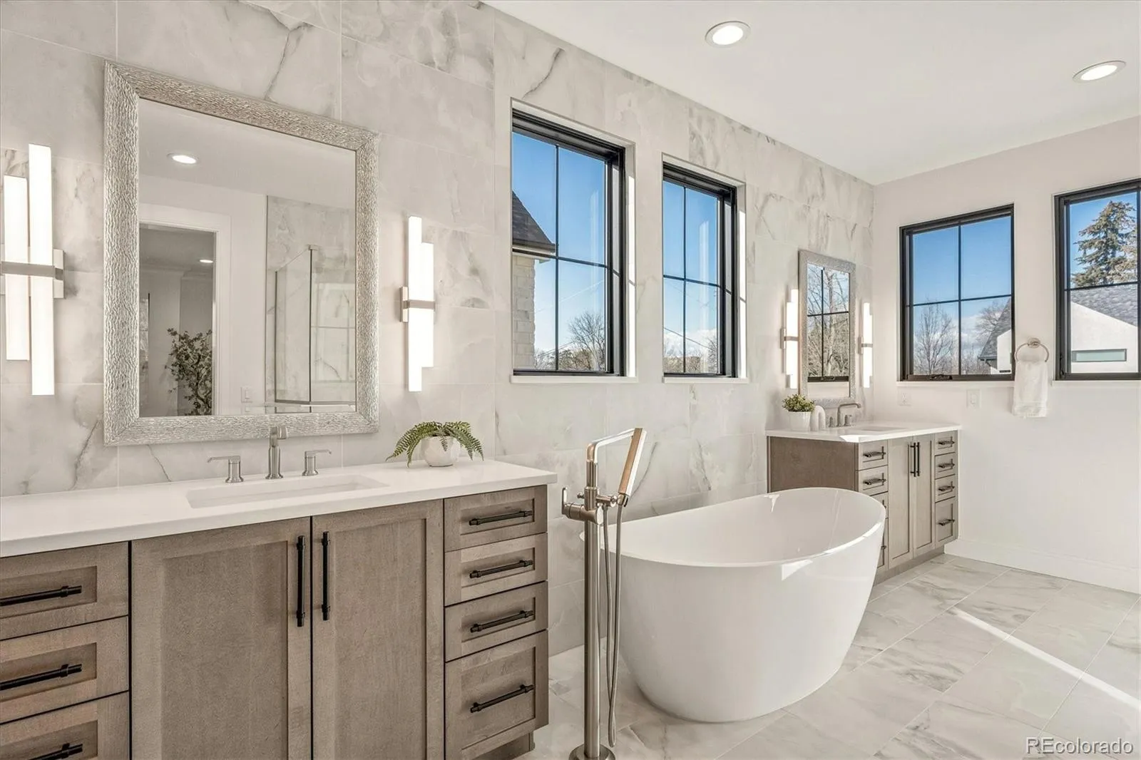 1699 Bellaire Street Denver CO 80220 MLS #REC4957242 05142026211752 1600 25