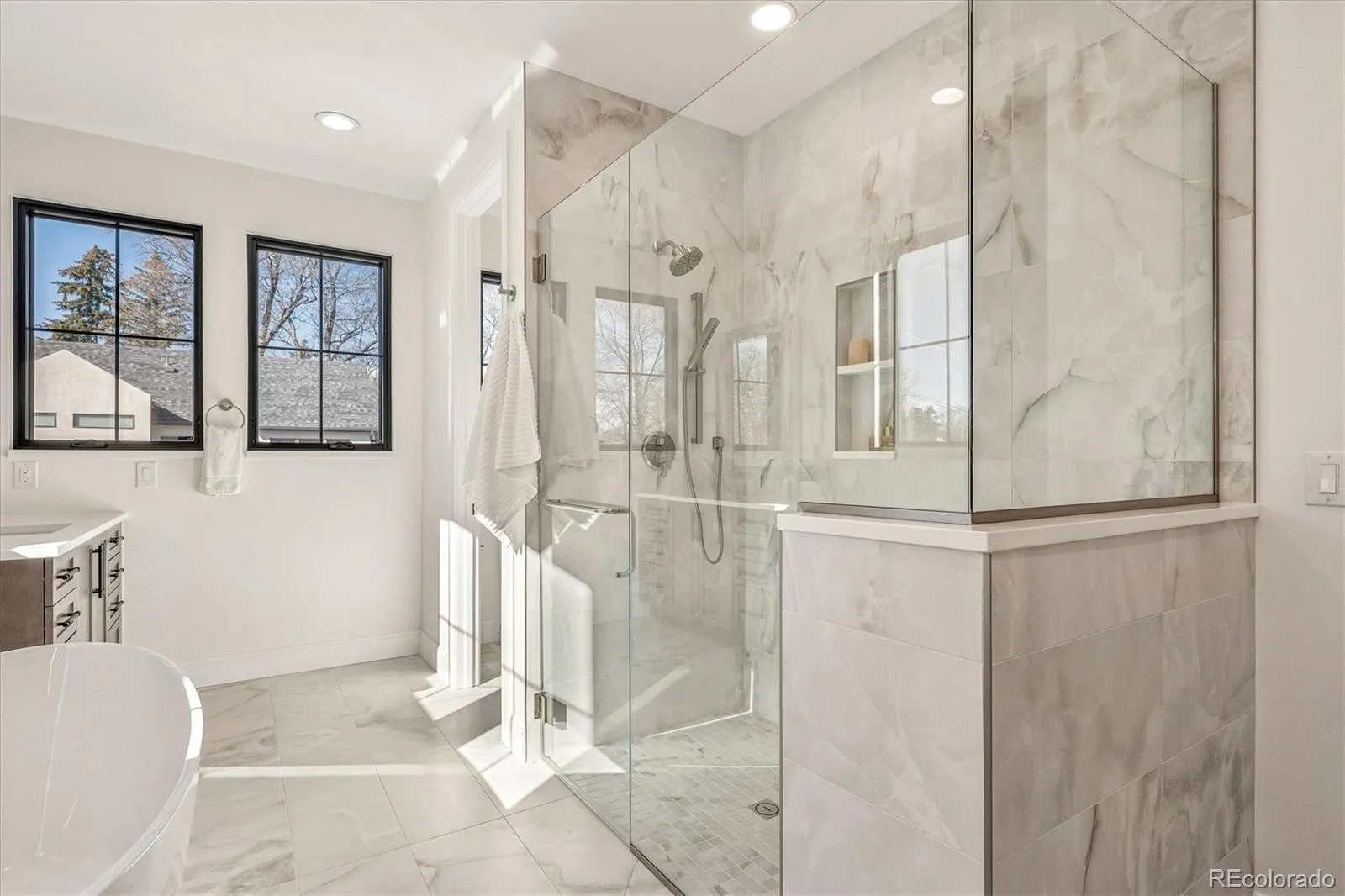 1699 Bellaire Street Denver CO 80220 MLS #REC4957242 05142026211752 1600 26