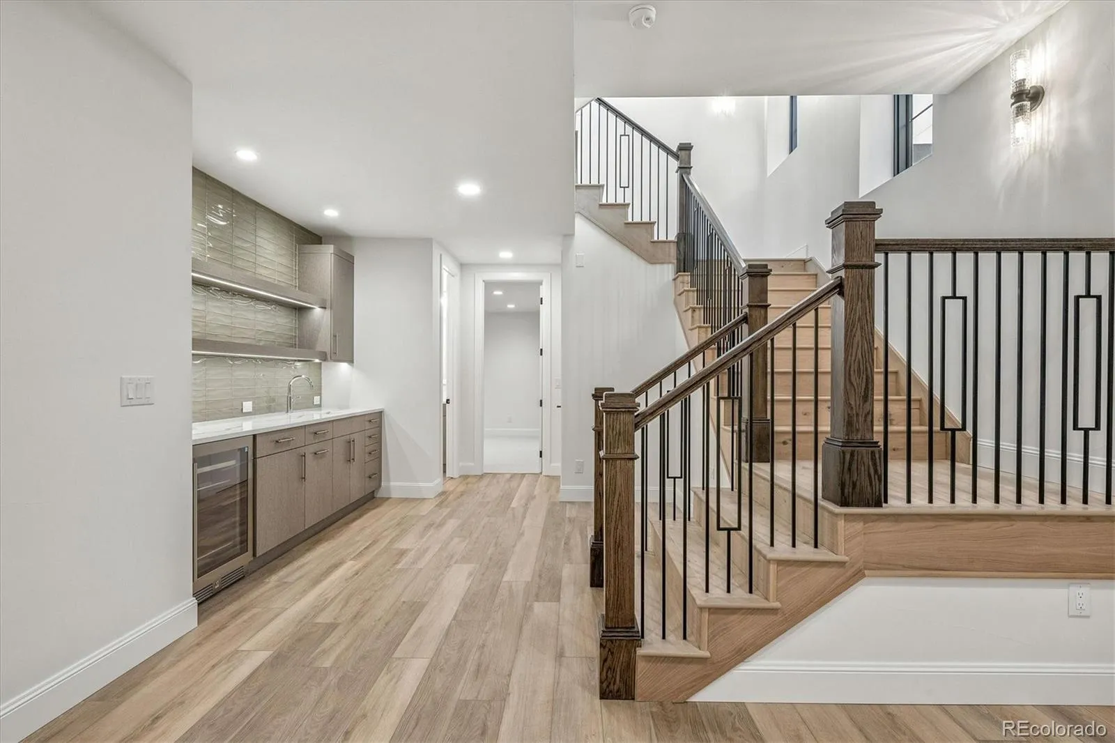 1699 Bellaire Street Denver CO 80220 MLS #REC4957242 05142026211752 1600 35