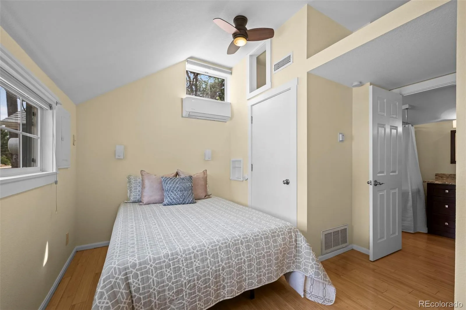 108 E Chester Street Lafayette CO 80026 | MLS #REC4958078 08282026231105 1600 30