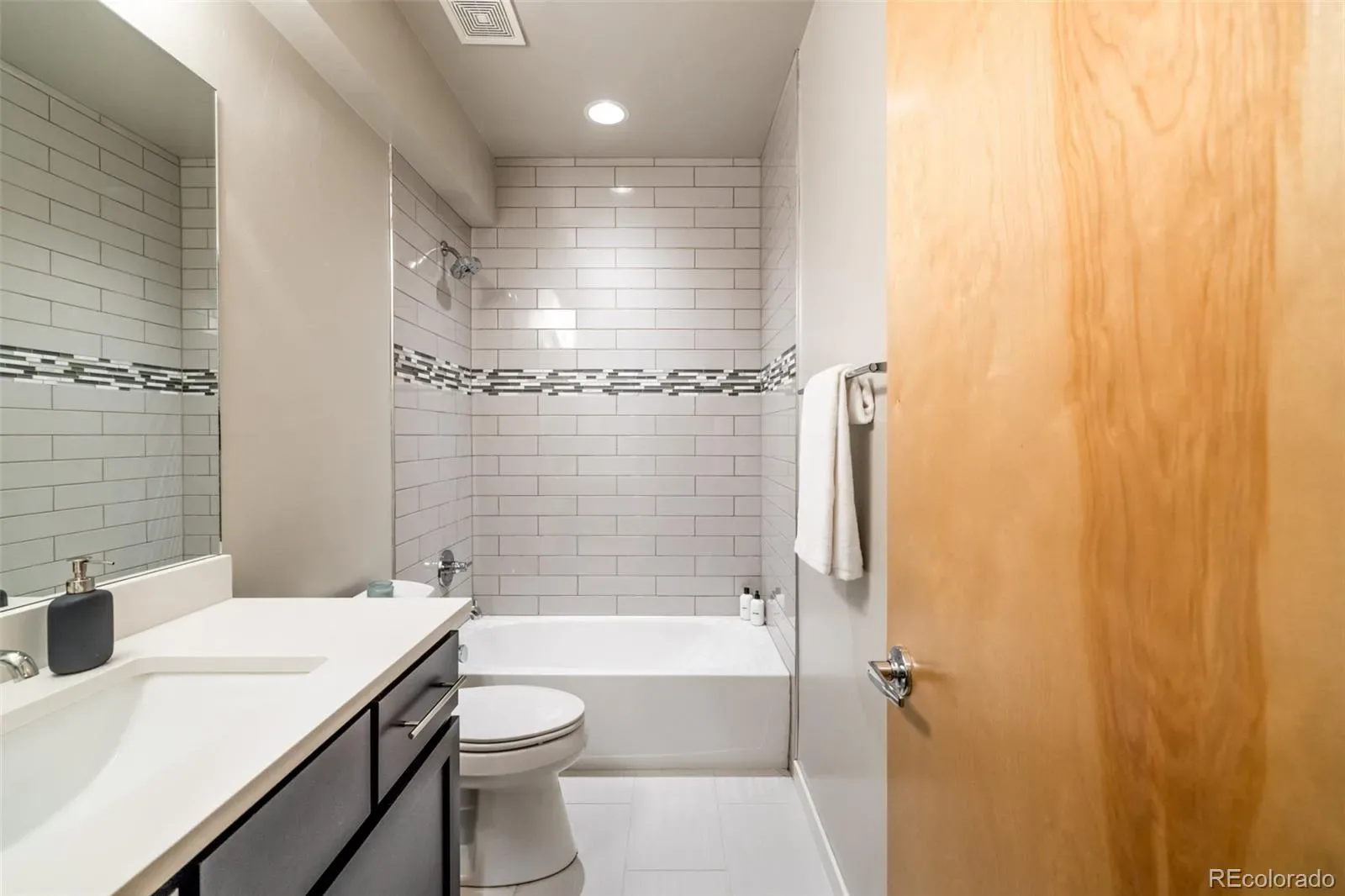 03192026073927 1600 24