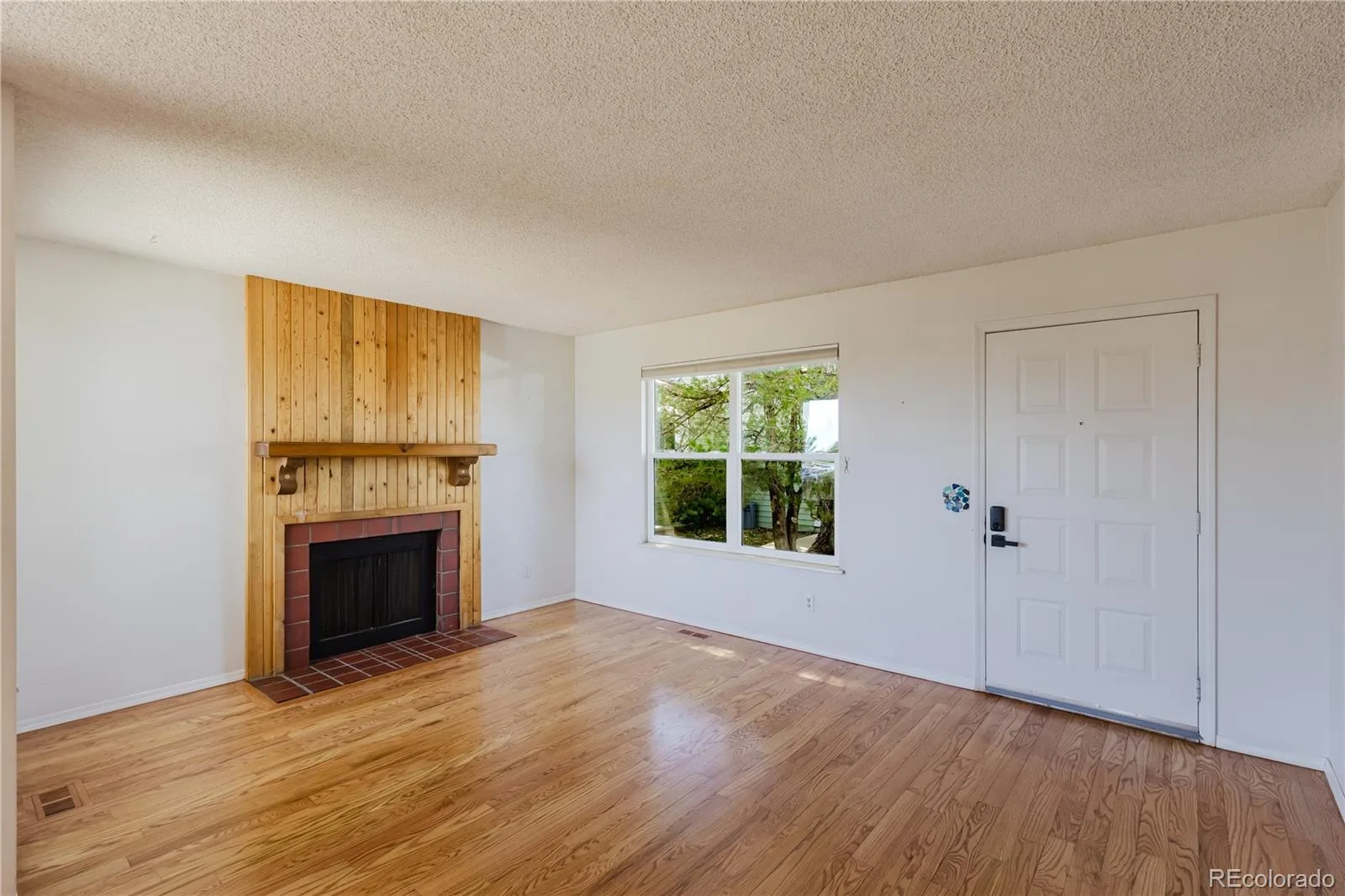 15958 E Radcliff Place #A Aurora CO 80015 MLS #REC4959831 06212026185411 1600 5