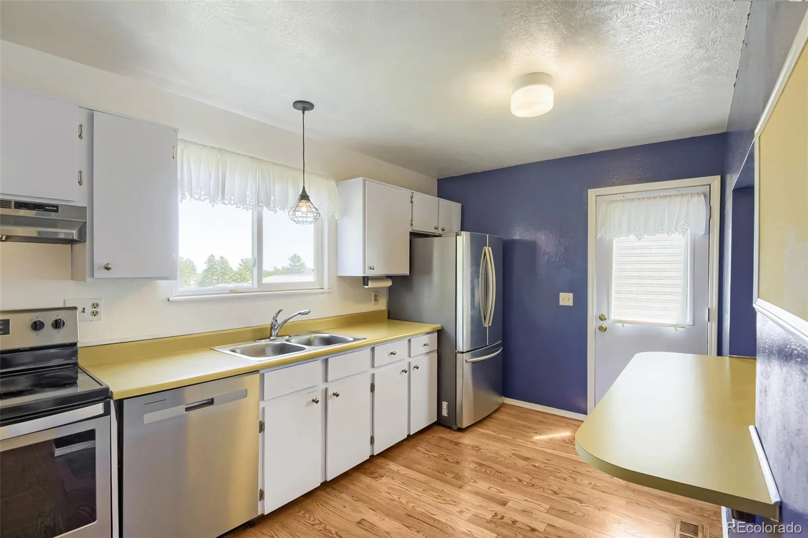 15958 E Radcliff Place #A Aurora CO 80015 | MLS #REC4959831 07152026075737 1600 11