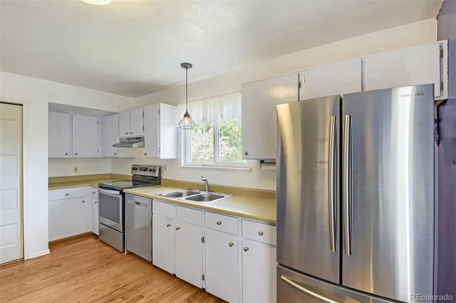 15958 E Radcliff Place #A Aurora CO 80015 | MLS #REC4959831 07152026075737 1600 12