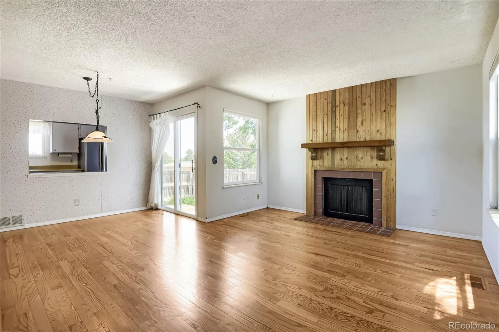 15958 E Radcliff Place #A Aurora CO 80015 | MLS #REC4959831 07152026075737 1600 2