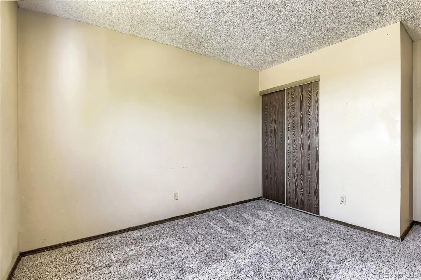 15958 E Radcliff Place #A Aurora CO 80015 | MLS #REC4959831 07152026075737 1600 25